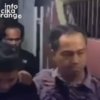 Personel Satreskrim Polres Metro Bekasi mengamankan terduga pelaku penganiayaan terhadap seorang perempuan usai dilakukan penelusuran hingga ke wilayah Jakarta Timur.