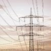 Ilustrasi petugas PLN melakukan pemeliharaan jaringan listrik. Sejumlah wilayah di Kecamatan Cikarang dijadwalkan mengalami pemadaman listrik pada Rabu, 8 Juli 2026.