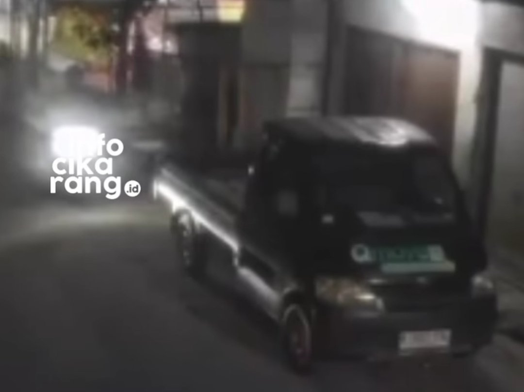 Perampokan dilaporkan terjadi di Perumahan BCM Cikarang pada Rabu (19/8/2026) malam. Korban disebut mengalami kerugian puluhan juta rupiah.