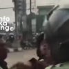 Ilustrasi dugaan penganiayaan terhadap pengendara di Cikarang. Korban mengaku mengalami luka di bagian belakang leher setelah diduga ditusuk menggunakan gunting oleh pengendara lain.