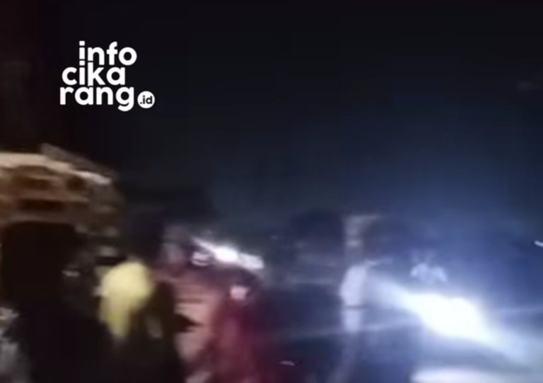 Jalan Gelap Diduga Ganggu Pandangan Pengendara, Kecelakaan Terjadi di Arah Cipayung