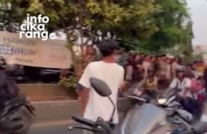 Penemuan Mayat Gegerkan Warga di Tegal Gede Cikarang, Warga Berkerumun di Lokasi
